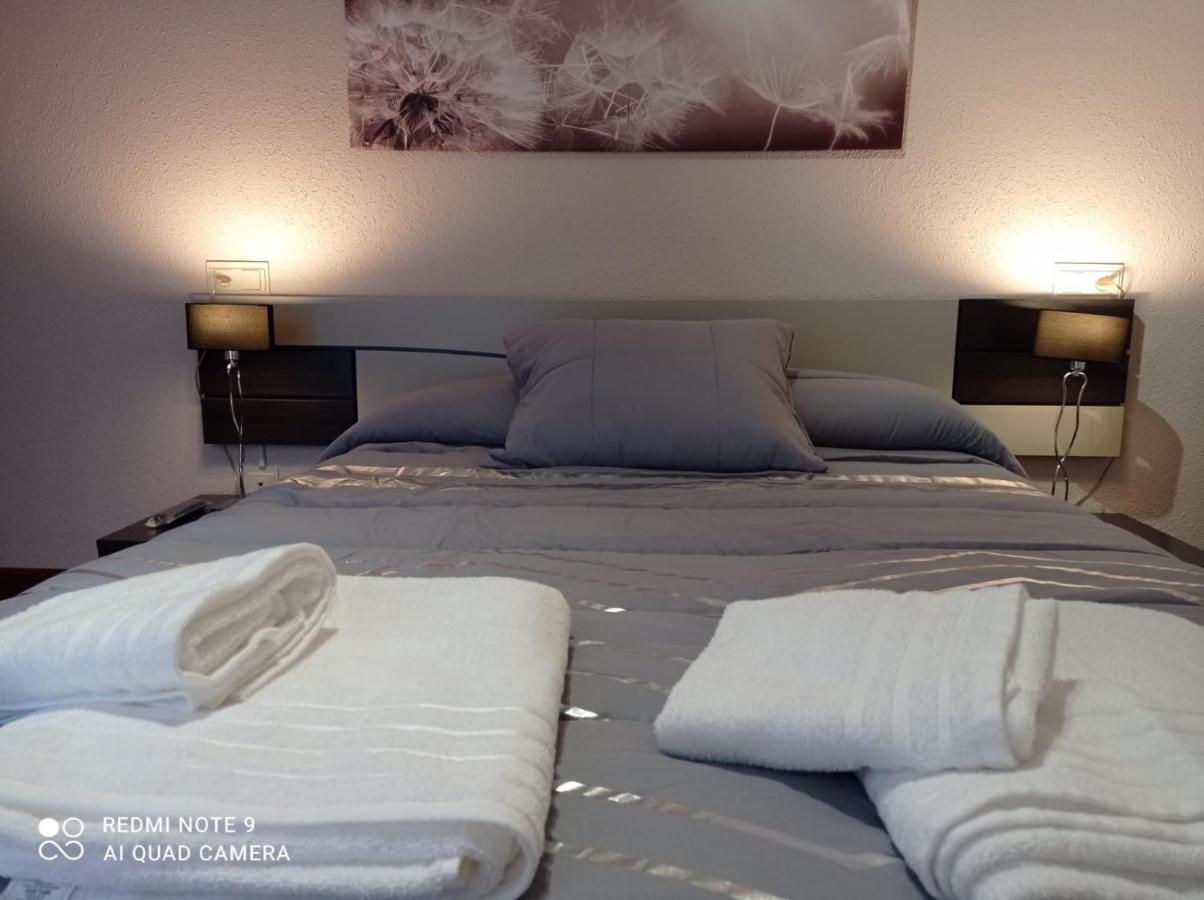 Pedroenea Apartamento Elizondo Apartment ภายนอก รูปภาพ