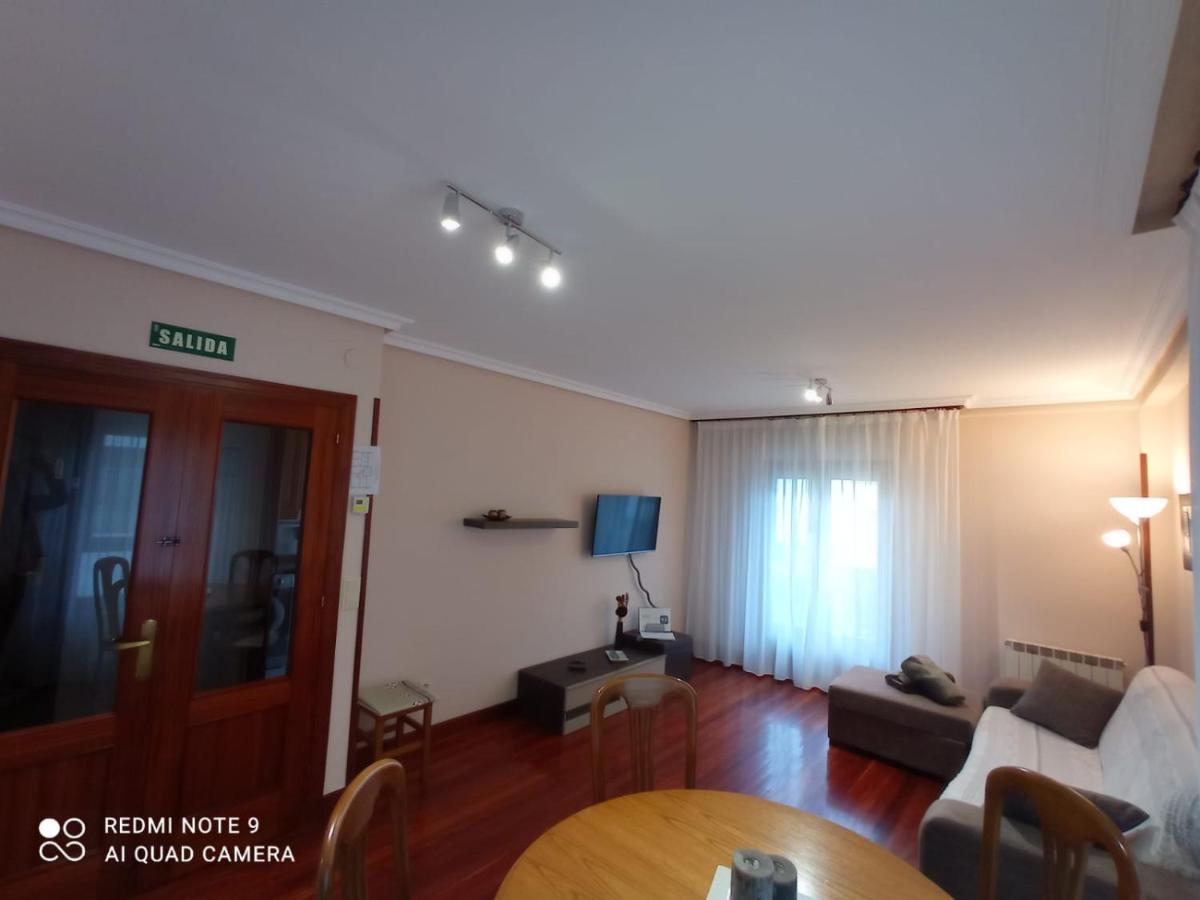 Pedroenea Apartamento Elizondo Apartment ภายนอก รูปภาพ