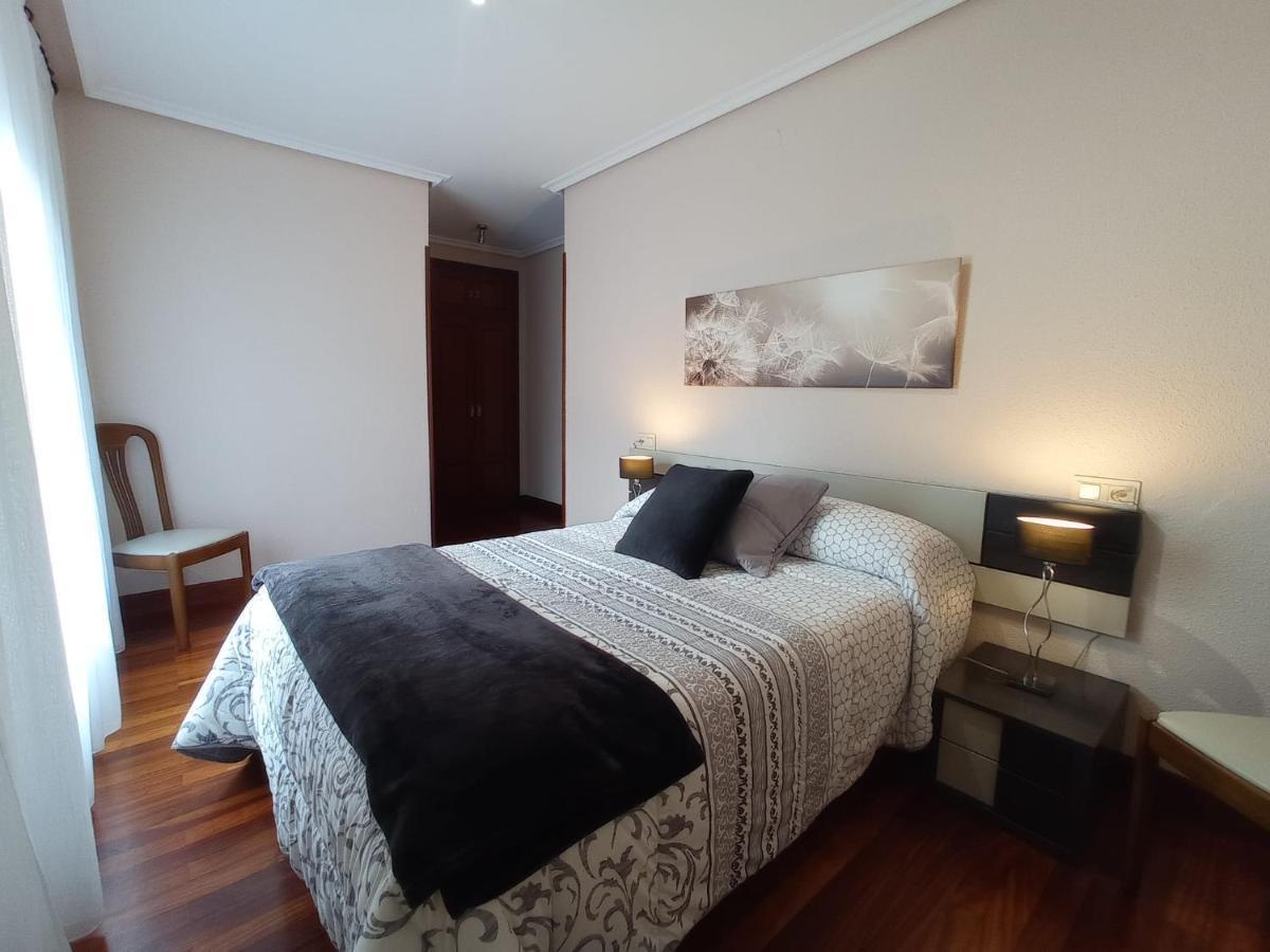 Pedroenea Apartamento Elizondo Apartment ภายนอก รูปภาพ