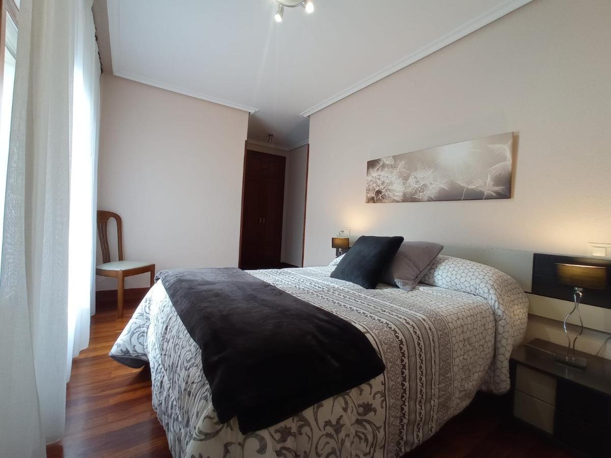 Pedroenea Apartamento Elizondo Apartment ภายนอก รูปภาพ